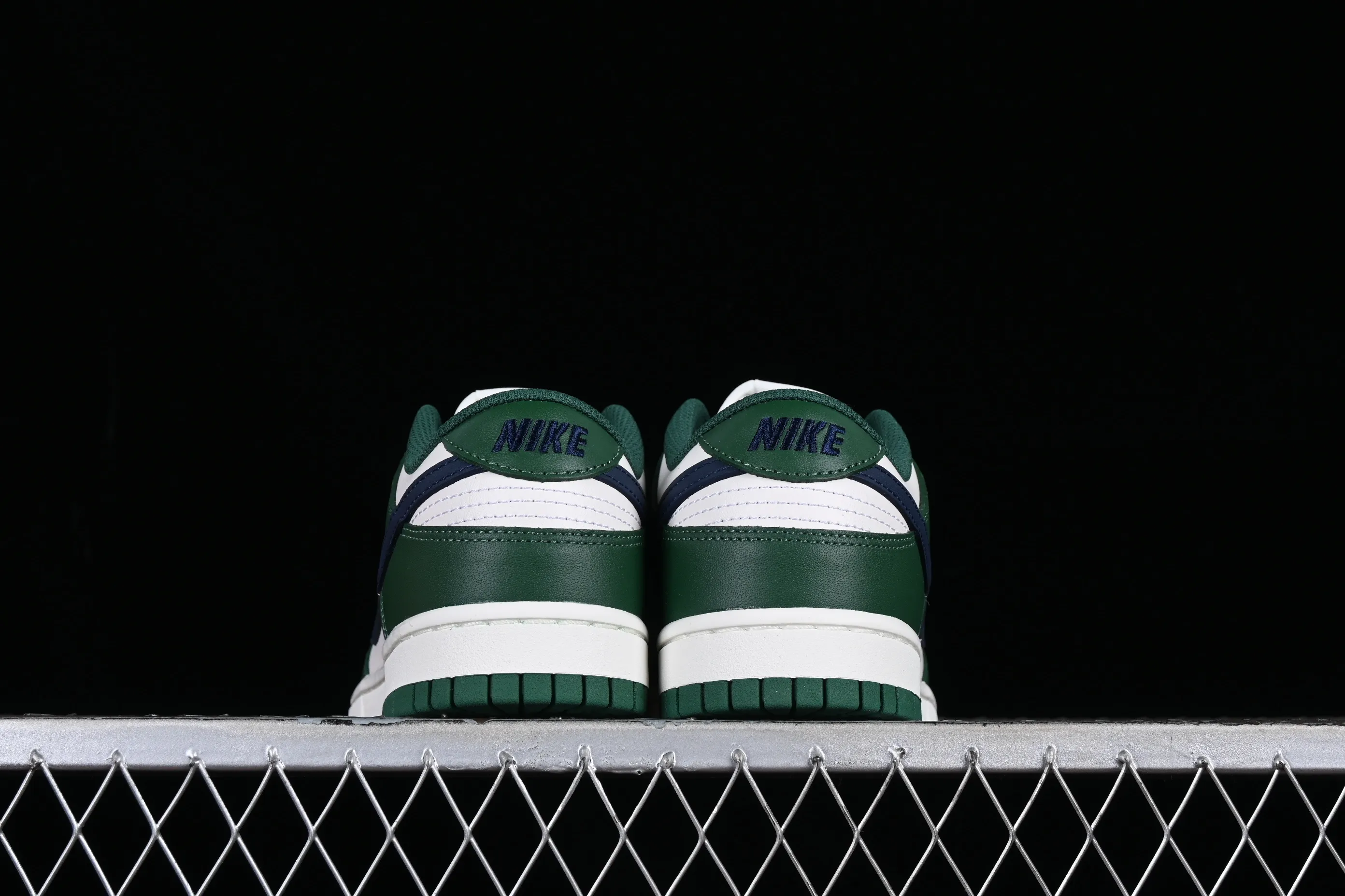All categories Nk SB Dunk series Nk SB Dunk Low low-top sneakers Nk Dunk Low "Gorge Green" retro white and green SB low-top sports and leisure sneakers DD1503-300